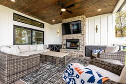 Lakeview Escapes