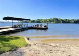 Knot Your Average Lake House