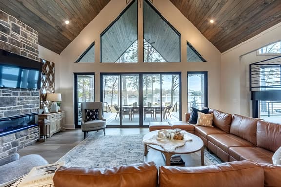 Lakeview Escapes