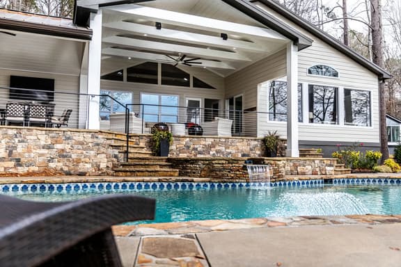 Knot Your Average Lake House